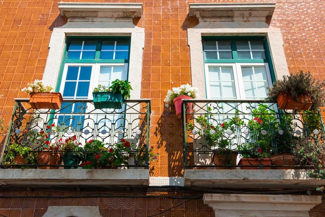 Balcony with flowers | GCS