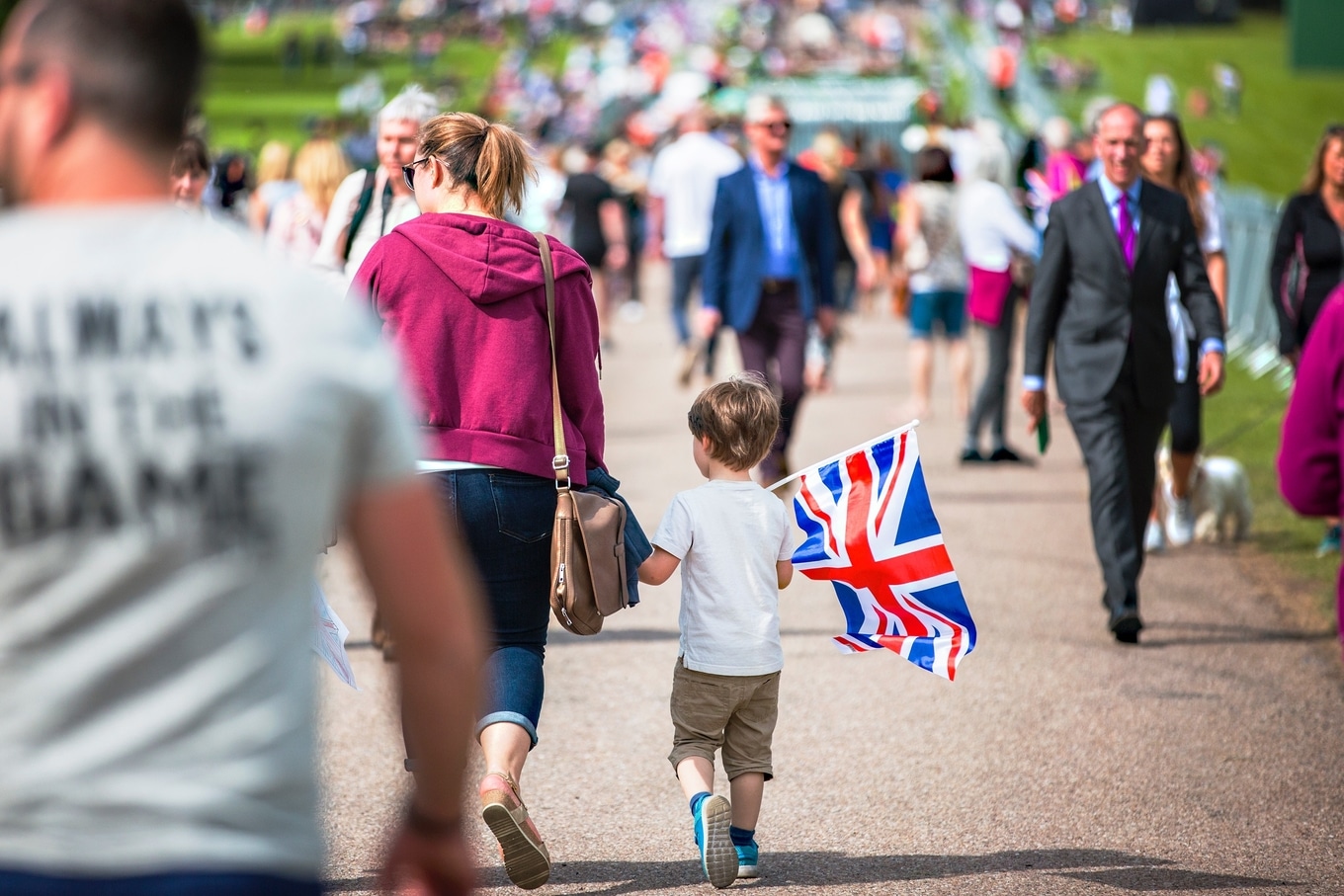 British citizenship: how to become a British citizen and live legally
