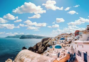 living-in-greece greek culture greek people both its advantages expat greece greeks speak other european countries speak english language barrier family members