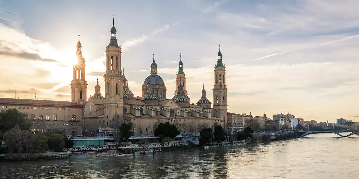 zaragoza-spain-short