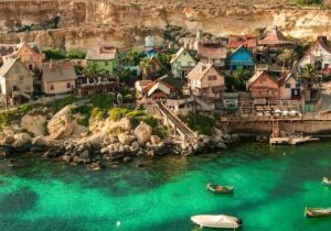 malta-village-poppaye-unsplash