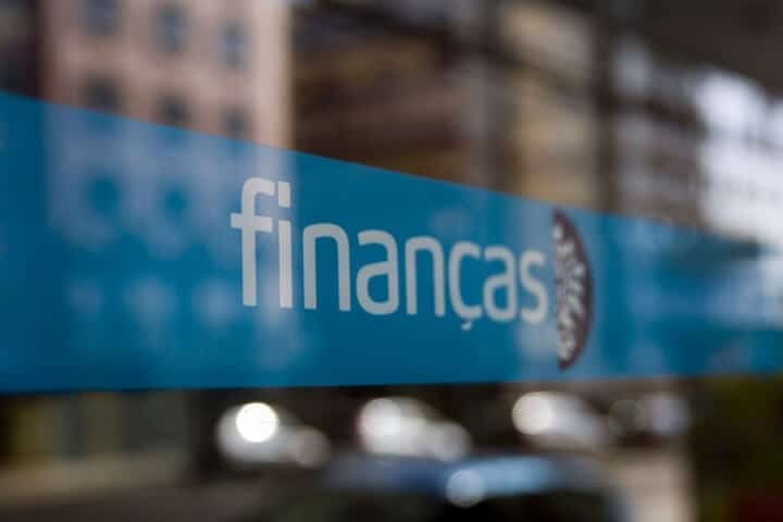 Finanças