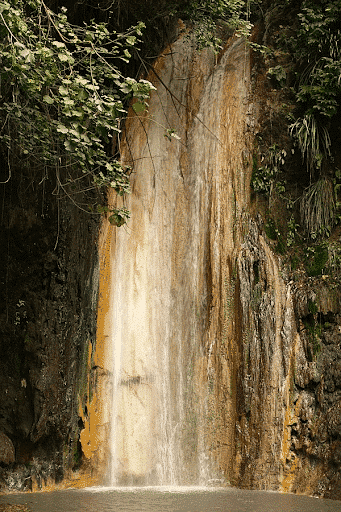 Diamond-Falls-in-St-Lucia