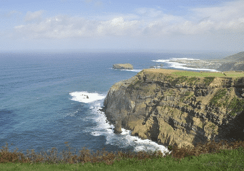 The coastline of Sao Miguel with choppy waves