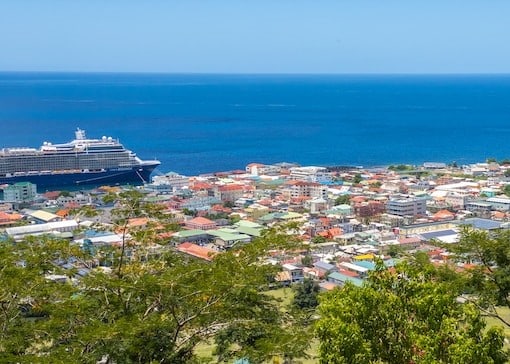 Cruise ship docking in front of the capital in Dominica - property tax-free countries in the Caribbean