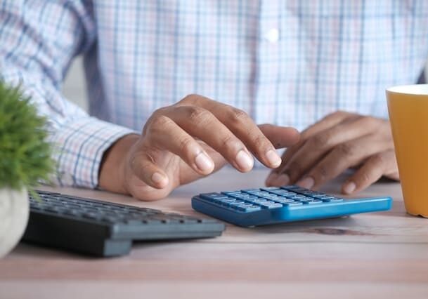 taxes calculator finances