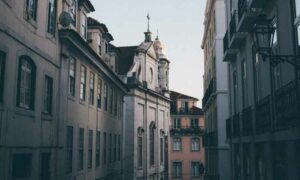 valid travel insurance home country raise external resources portuguese authorities
