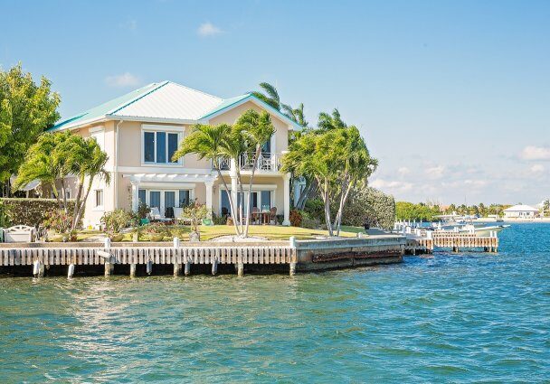 cayman islands for international living