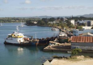 Ships in ocean of Vanuatu - No-tax country for foreigners
