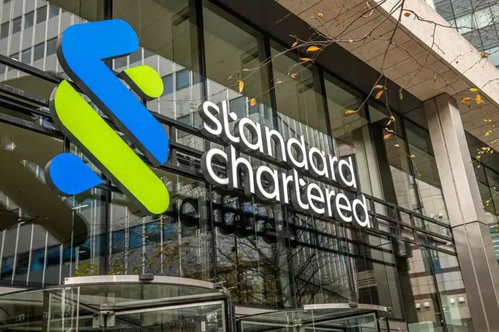 Standard-Chartered-Bank-UK-1024x681