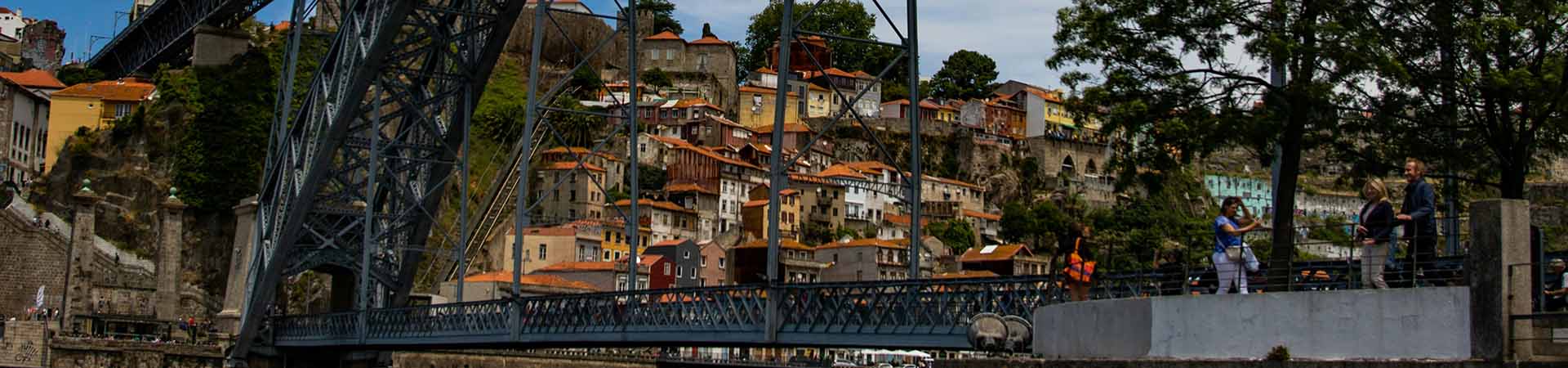 fontainhas porto portugal
