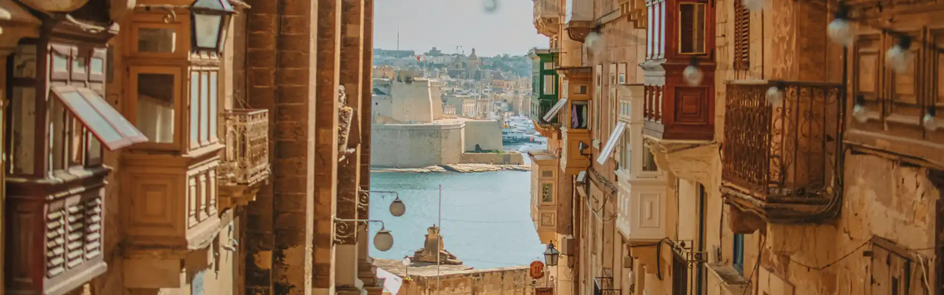 Street in La Valletta, Malta - best digital nomad countries