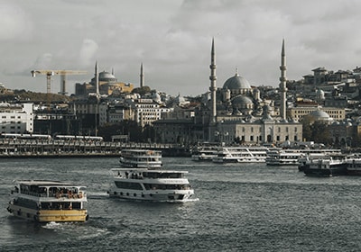 Turkey transportation: ferries in Istanbul Turkey