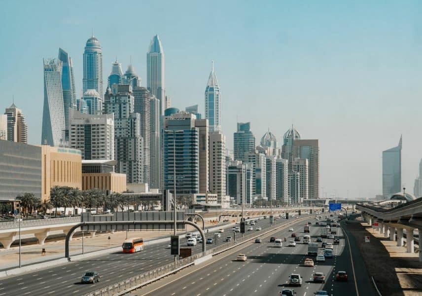 Living in Dubai: The Ultimate Guide for Expats