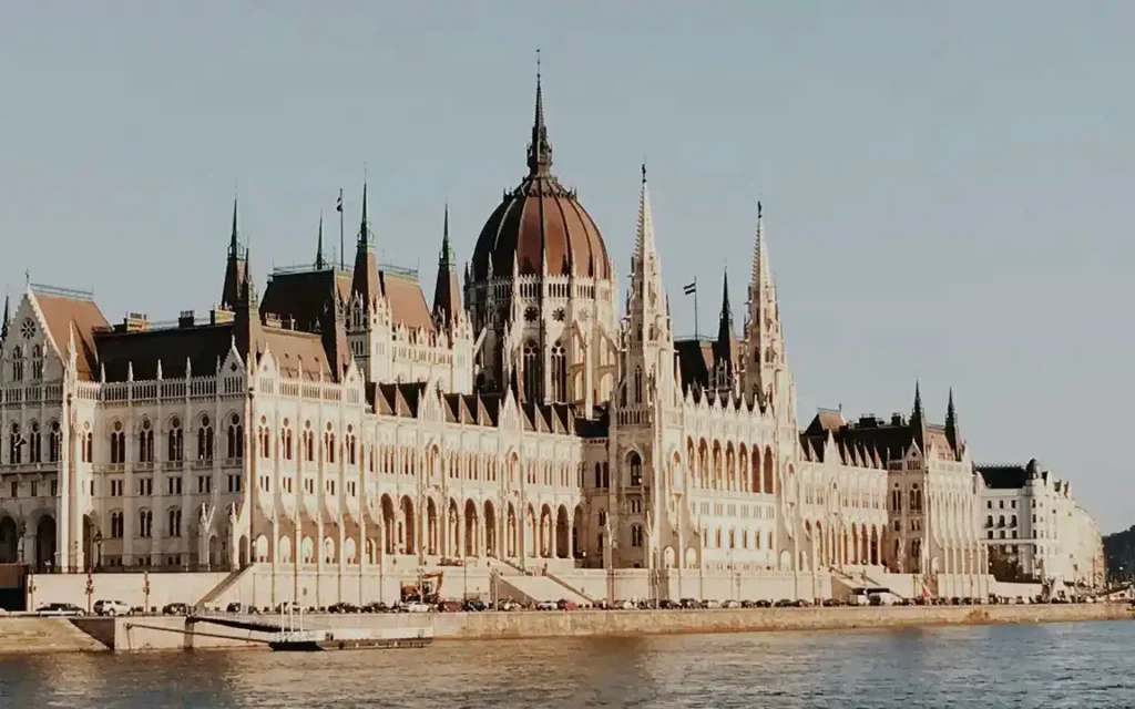 budapest-hungary-header