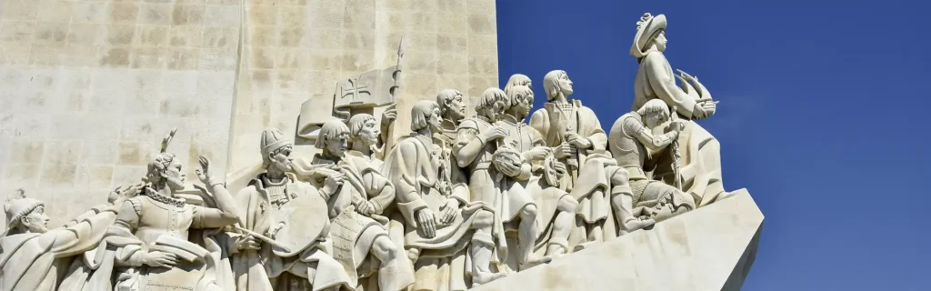monument-lisbon-portugal-long