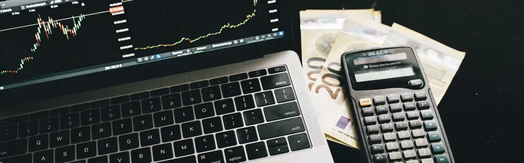 computer-calculator-investment-tax