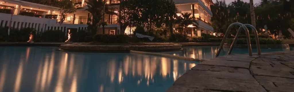 resort by night