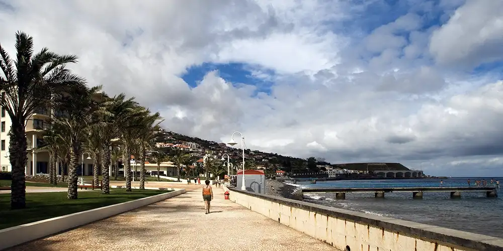 santa cruz beach in madeira island